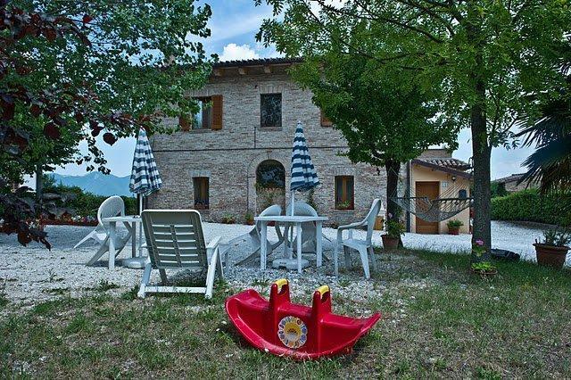 Antica Loggia Hotel Fabriano Exterior photo
